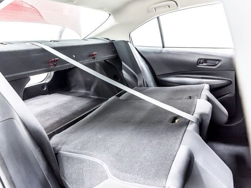 Used 2022 Toyota Corolla LE image 38