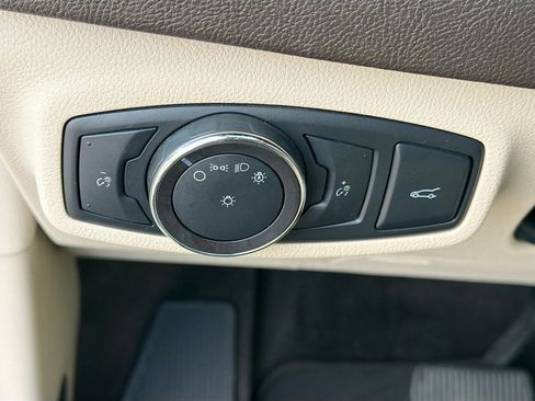 Used 2018 Lincoln MKC Reserve image 35
