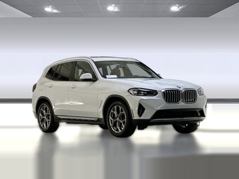 Certified 2022 BMW X3 sDrive30i w/ Premium Package 2 (ZPA) image 6