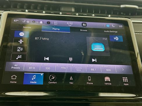 Used 2022 Jeep Grand Cherokee L Limited AWD/4WD image 21