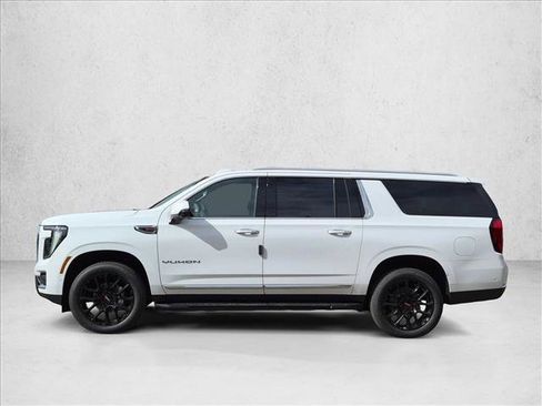 New 2026 GMC Yukon XL Elevation w/ Elevation Premium Package AWD/4WD image 9