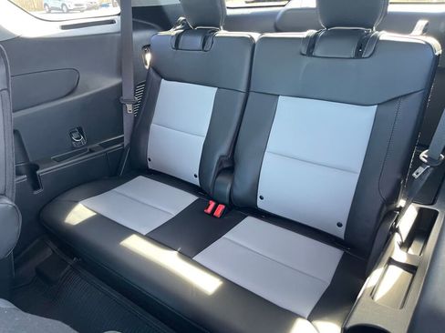 Used 2023 Ford Explorer XLT w/ Equipment Group 202A image 22