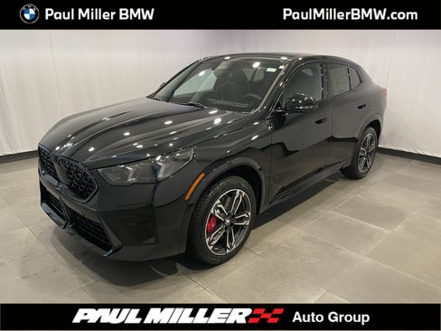 New 2026 BMW X2 xDrive28i w/ Technology Package AWD/4WD image 1