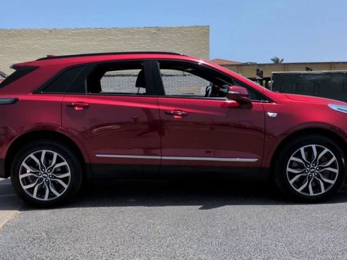 Certified 2024 Cadillac XT5 Sportv w/ Technology Package AWD/4WD image 10