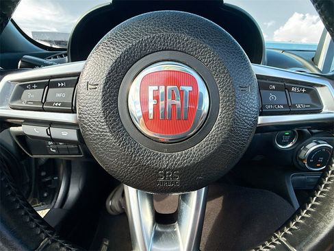 Used 2017 FIAT 124 Spider Lusso image 24