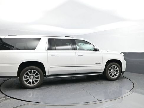 Used 2020 GMC Yukon XL Denali w/ Open Road Package AWD/4WD image 9