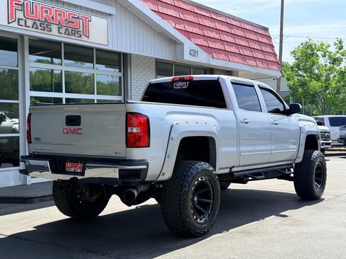 Used 2016 GMC Sierra 2500 SLT w/ Duramax Plus Package image 3