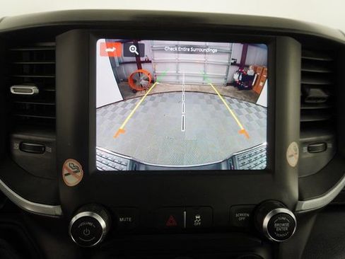 Used 2024 RAM 2500 Big Horn image 28