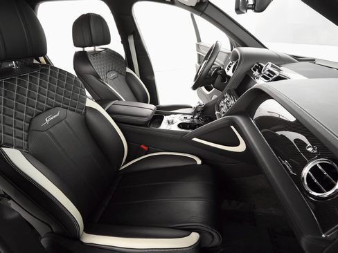 Used 2021 Bentley Bentayga Speed image 12