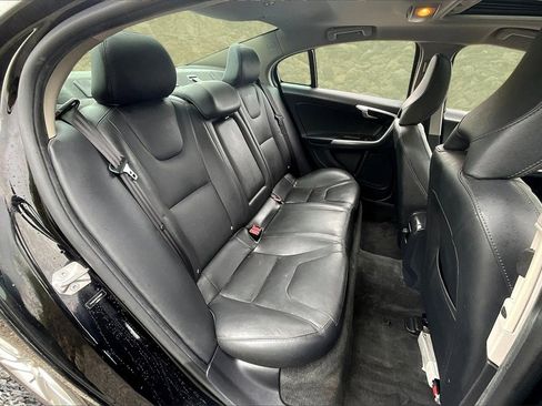 Used 2015 Volvo S60 T5 Premier image 25