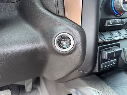 Used 2020 Chevrolet Silverado 1500 High Country w/ Z71 Off-Road Package image 29