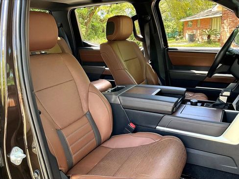 Used 2022 Toyota Tundra 1794 Edition image 28