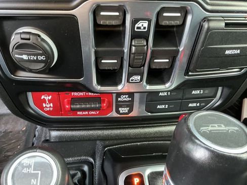 Used 2020 Jeep Gladiator Rubicon w/ LED Lighting Group image 58