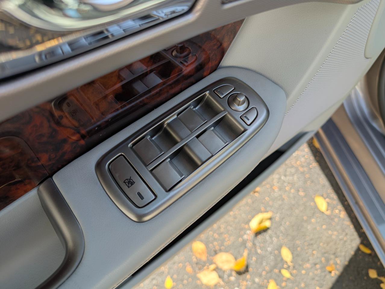 Used 2009 Jaguar XF Premium RWD image 8