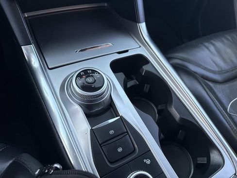 Used 2020 Ford Explorer Platinum image 33