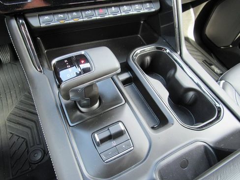 Certified 2024 GMC Sierra 1500 AT4X w/ AT4X AEV Edition image 22