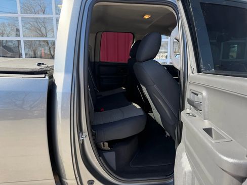 Used 2012 RAM 1500 Express image 16