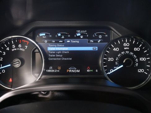 Used 2019 Ford F150 Platinum w/ Equipment Group 701A Luxury AWD/4WD image 4