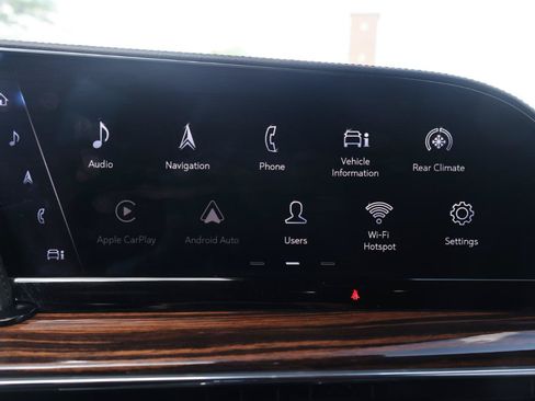 Used 2023 Cadillac Escalade ESV Premium Luxury AWD/4WD image 48