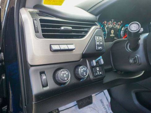 Used 2019 GMC Yukon XL Denali w/ Denali Ultimate Package image 25