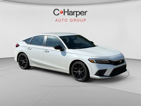 Used 2022 Honda Civic Sport image 1