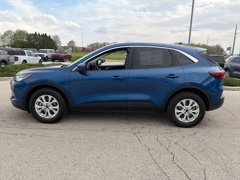 Used 2023 Ford Escape Active w/ Tech Pack #2 AWD/4WD image 4