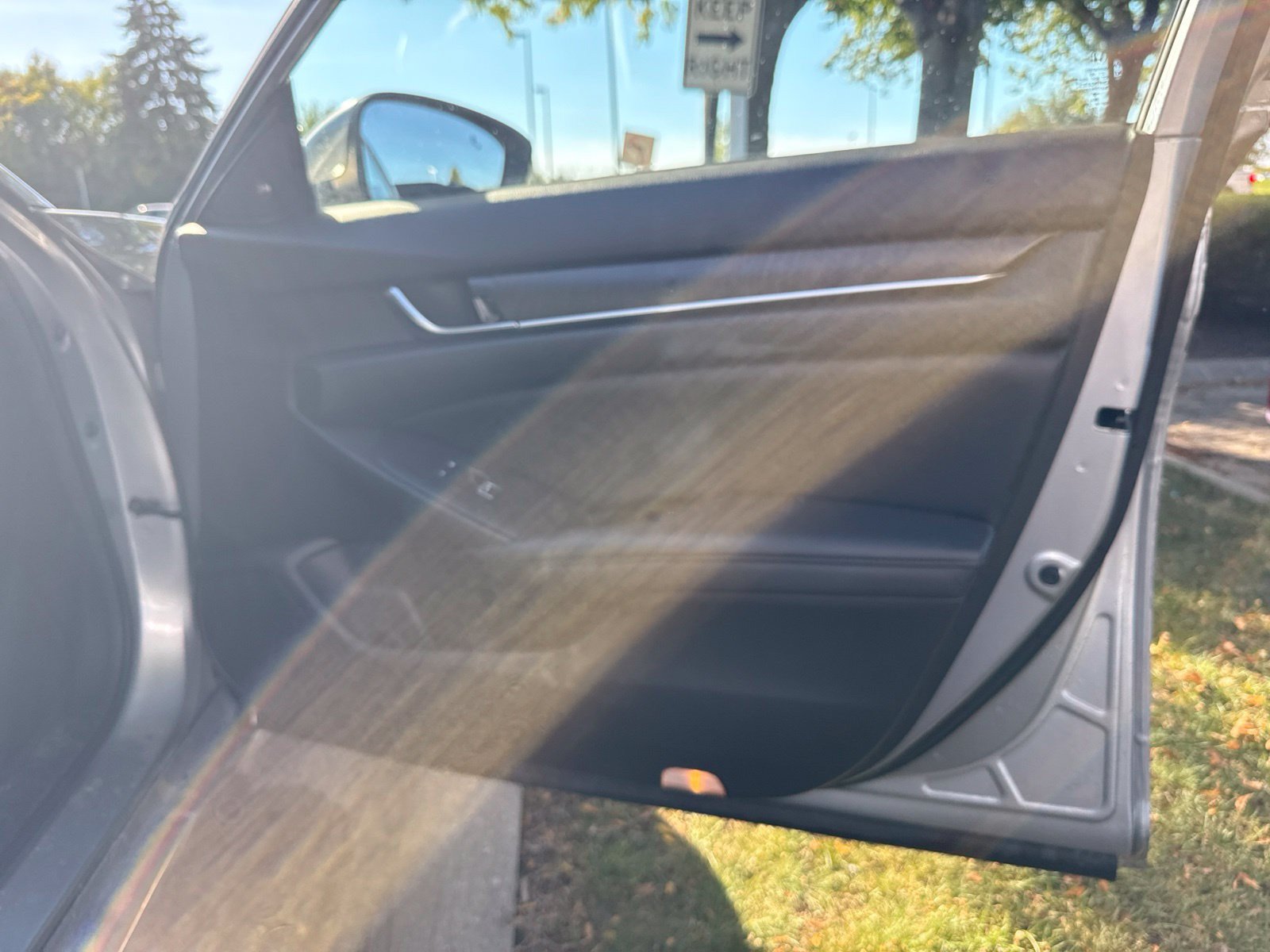 Used 2019 Honda Accord EX-L image 16