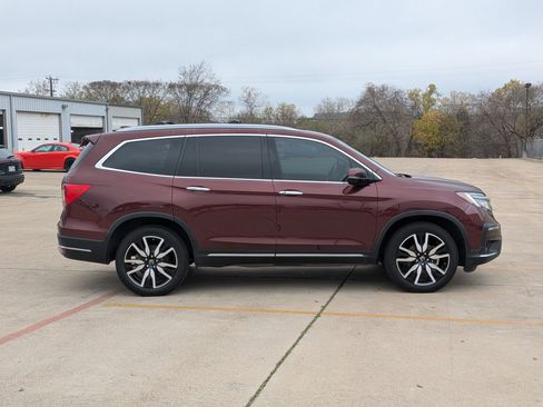 Used 2022 Honda Pilot Touring image 6