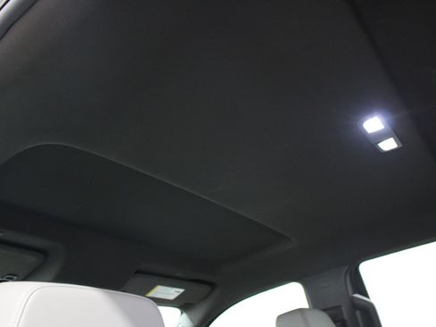 Used 2023 Chevrolet Silverado 1500 LTZ AWD/4WD image 22