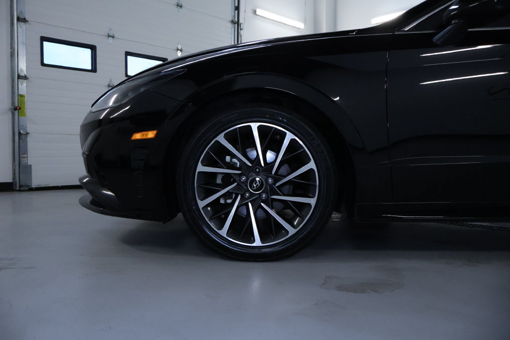 Used 2020 Hyundai Sonata Limited FWD image 38