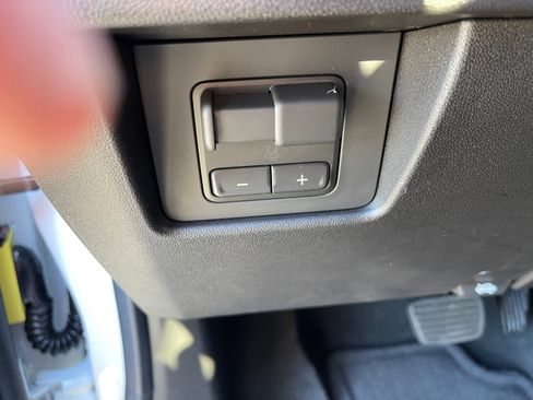 New 2026 GMC Canyon Elevation w/ Convenience Package image 10