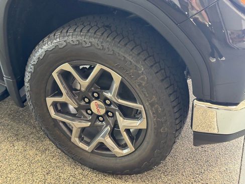 New 2026 GMC Sierra 1500 SLT w/ SLT Premium Plus Package image 4