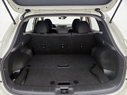 Used 2021 Nissan Rogue Sport SV image 7