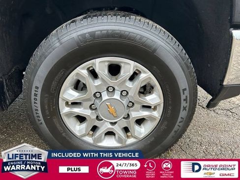 Used 2024 Chevrolet Silverado 2500 LTZ w/ LTZ Premium Package AWD/4WD image 12