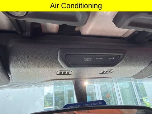 Used 2022 Jeep Wrangler Sport AWD/4WD image 12