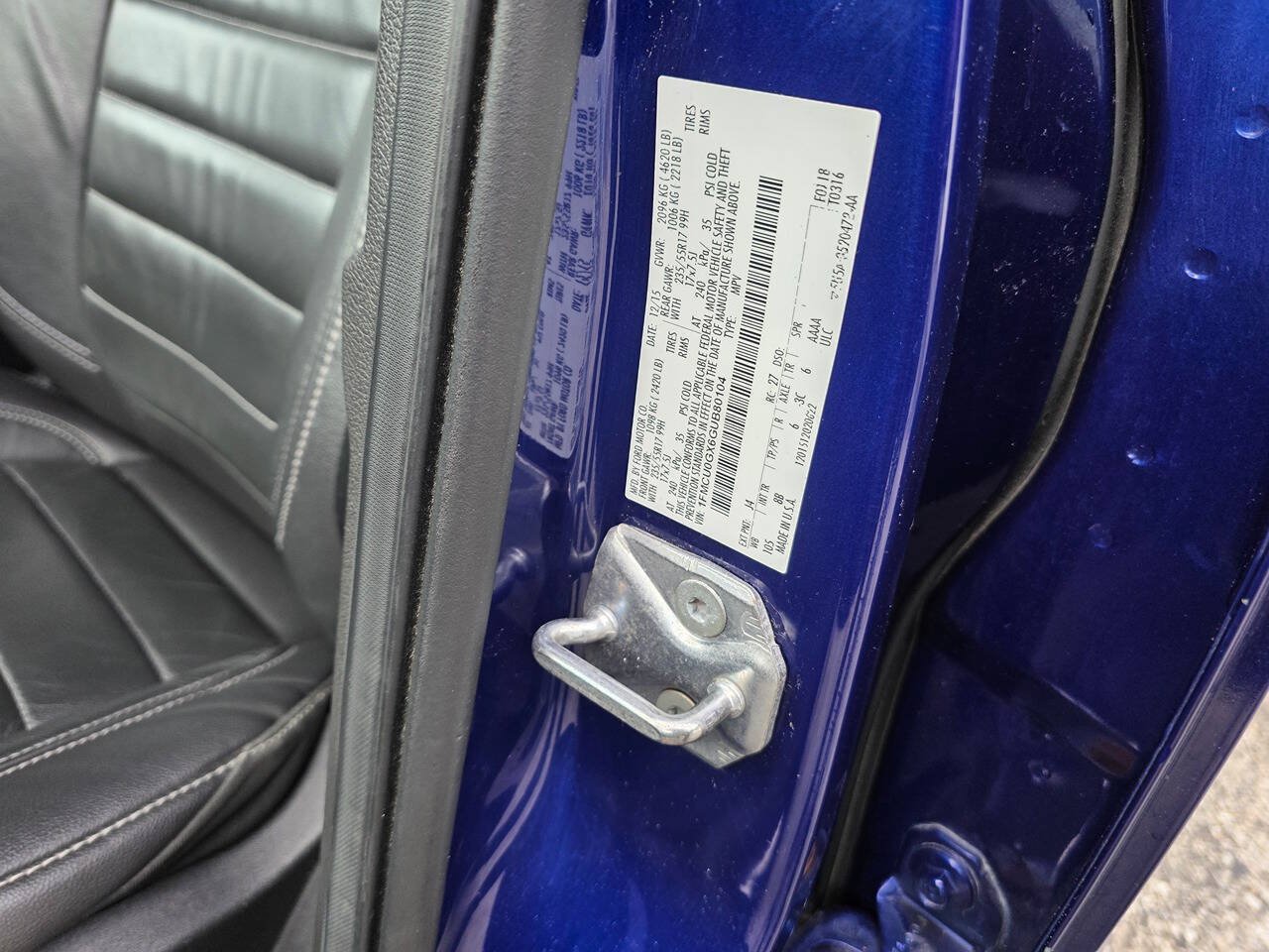 Used 2016 Ford Escape SE w/ SE Leather Comfort Package FWD image 11