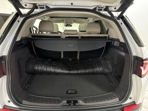Used 2021 Land Rover Discovery Sport SE image 10