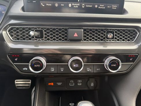 Used 2023 Acura Integra A-Spec image 26