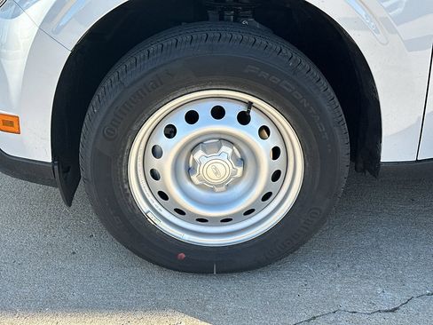 New 2026 Ford Maverick XL AWD/4WD image 3