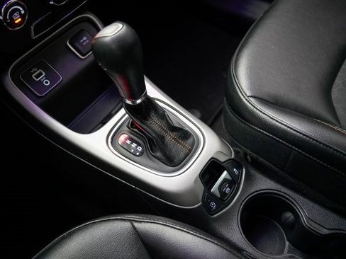 Used 2018 Jeep Compass Latitude image 22