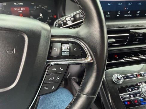 Used 2021 Lincoln Nautilus Reserve w/ Class II Trailer Tow Package image 19