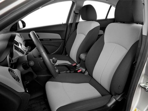 Used 2013 Chevrolet Cruze LT w/ RS Package image 11