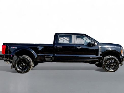 Used 2023 Ford F350 XL w/ XL Chrome Package image 6