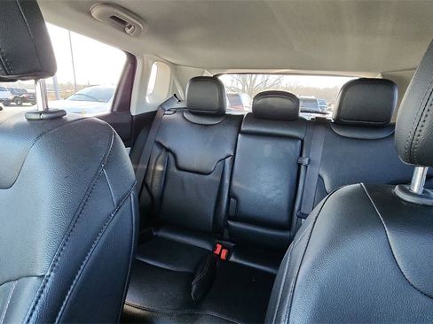 Used 2022 Jeep Compass Limited image 25