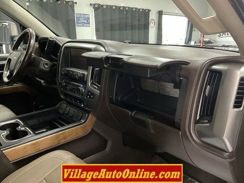 Used 2014 Chevrolet Silverado 1500 LTZ image 38
