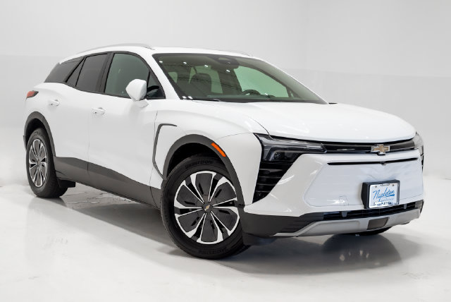 Used 2024 Chevrolet Blazer EV LT AWD/4WD image 5