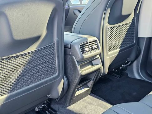 New 2026 Mercedes-Benz GLE 350 4MATIC image 23