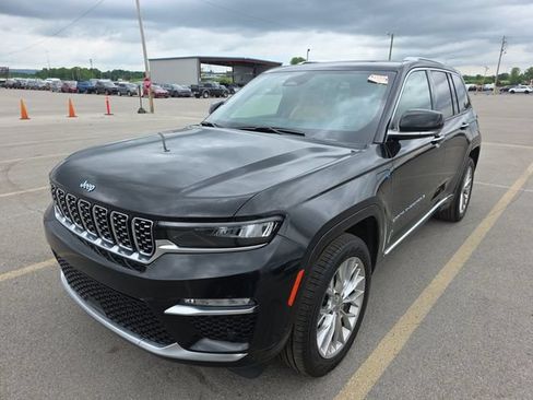 Used 2022 Jeep Grand Cherokee Summit AWD/4WD image 7