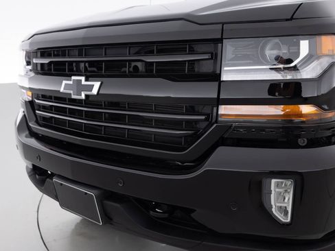 Used 2017 Chevrolet Silverado 1500 LTZ Z71 w/ LTZ Plus Package image 15