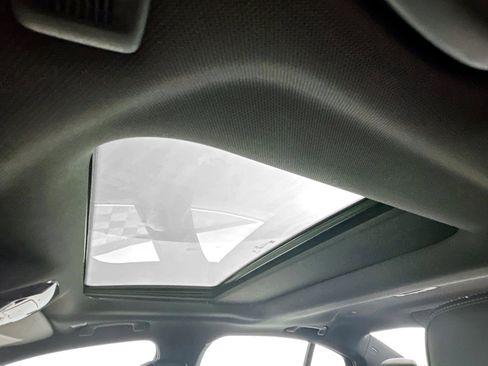 Used 2024 BMW 530i image 27